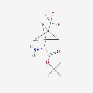 molecular formula C12H18F3NO2 B13015464 tert-butyl (2R)-2-amino-2-[3-(trifluoromethyl)bicyclo[1.1.1]pentan-1-yl]acetate 