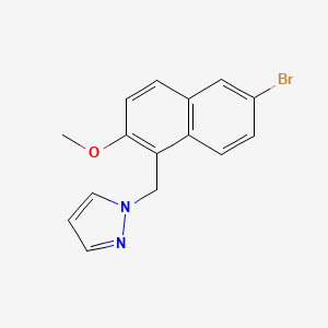 molecular formula C15H13BrN2O B13016233 1-((6-Bromo-2-methoxynaphthalen-1-yl)methyl)-1H-pyrazole 