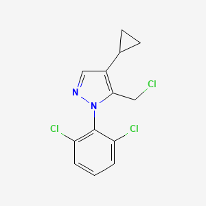 molecular formula C13H11Cl3N2 B13025839 5-(Chloromethyl)-4-cyclopropyl-1-(2,6-dichlorophenyl)-1H-pyrazole 