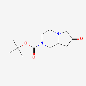 molecular formula C12H20N2O3 B13026344 (R)-2-Boc-hexahydropyrrolo[1,2-a]pyrazin-7(6H)-one 