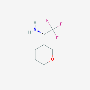 molecular formula C7H12F3NO B13033604 (1S)-2,2,2-Trifluoro-1-(tetrahydro-2H-pyran-3-YL)ethan-1-amine 