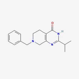 molecular formula C17H21N3O B13042807 7-Benzyl-2-isopropyl-5,6,7,8-tetrahydropyrido[3,4-D]pyrimidin-4-OL 