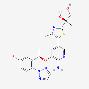 molecular formula C22H23FN6O3S B13044830 (2R)-2-[5-[6-amino-5-[(1R)-1-[5-fluoro-2-(triazol-2-yl)phenyl]ethoxy]pyridin-3-yl]-4-methyl-1,3-thiazol-2-yl]propane-1,2-diol CAS No. 1549629-82-4