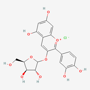 3-[(3R,4R,5R)-3,4-dihydroxy-5-(hydroxymethyl)oxolan-2-yl]oxy-2-(3,4-dihydroxyphenyl)chromenylium-5,7-diol;chloride