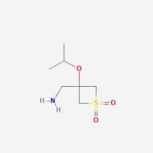 molecular formula C7H15NO3S B13066062 3-(Aminomethyl)-3-(propan-2-yloxy)-1lambda6-thietane-1,1-dione 