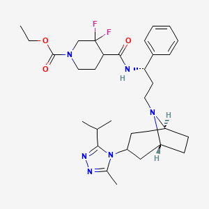 molecular formula C31H44F2N6O3 B13069673 ethyl 3,3-difluoro-4-[[(1S)-3-[(1R,5S)-3-(3-methyl-5-propan-2-yl-1,2,4-triazol-4-yl)-8-azabicyclo[3.2.1]octan-8-yl]-1-phenylpropyl]carbamoyl]piperidine-1-carboxylate 