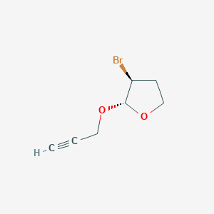 molecular formula C7H9BrO2 B13079916 (2R,3S)-3-Bromo-2-(prop-2-yn-1-yloxy)tetrahydrofuran 