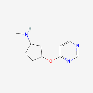 N-Methyl-3-(pyrimidin-4-yloxy)cyclopentanamine