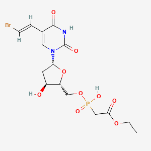 molecular formula C15H20BrN2O9P B13113042 (((2R,3S,5R)-5-(5-((E)-2-Bromo-vinyl)-2,4-dioxo-3,4-dihydro-2H-pyrimidin-1-yl)-3-hydroxy-tetrahydro-furan-2-ylmethoxy}-hydroxy-phosphoryl)-acetic acid ethyl ester CAS No. 115365-28-1