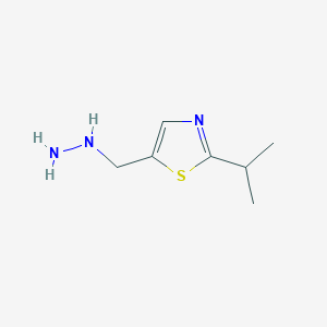 5-(Hydrazinylmethyl)-2-isopropylthiazole