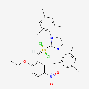 molecular formula C31H37Cl2N3O3Ru B1312454 [1,3-Bis(2,4,6-trimethylphenyl)imidazolidin-2-ylidene]-dichloro-[(5-nitro-2-propan-2-yloxyphenyl)methylidene]ruthenium CAS No. 502964-52-5