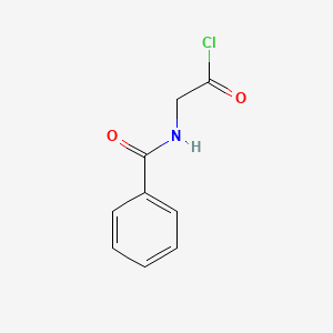molecular formula C9H8ClNO2 B1312678 Acetyl chloride, (benzoylamino)- CAS No. 53587-10-3