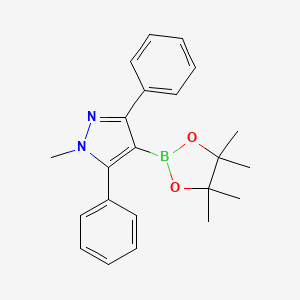 molecular formula C22H25BN2O2 B13130975 1-Methyl-3,5-diphenyl-4-(4,4,5,5-tetramethyl-1,3,2-dioxaborolan-2-yl)-1H-pyrazole 