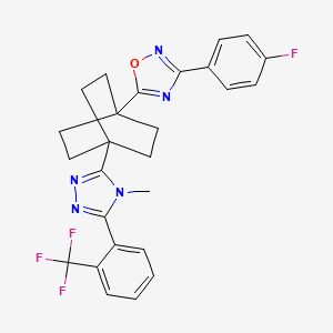 molecular formula C26H23F4N5O B1313343 3-(4-Fluorophenyl)-5-(4-(4-methyl-5-(2-(trifluoromethyl)phenyl)-4H-1,2,4-triazol-3-yl)bicyclo[2.2.2]octan-1-yl)-1,2,4-oxadiazole CAS No. 719272-75-0