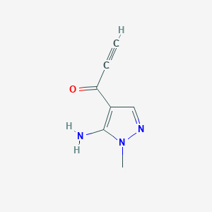 molecular formula C7H7N3O B13146624 1-(5-Amino-1-methyl-1H-pyrazol-4-YL)prop-2-YN-1-one 