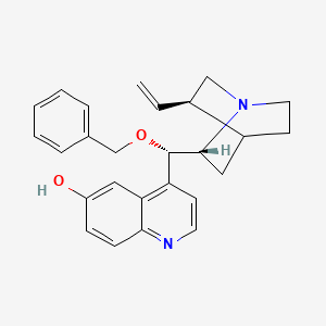 molecular formula C26H28N2O2 B13148392 4-((1S)-(Benzyloxy)((1S,2R,5R)-5-vinylquinuclidin-2-yl)methyl)quinolin-6-ol 