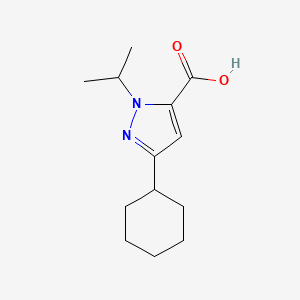 molecular formula C13H20N2O2 B13150820 3-Cyclohexyl-1-(propan-2-yl)-1H-pyrazole-5-carboxylic acid 