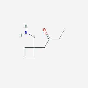 molecular formula C9H17NO B13157487 1-[1-(Aminomethyl)cyclobutyl]butan-2-one 