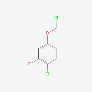 molecular formula C7H5Cl2FO B13161685 1-Chloro-4-(chloromethoxy)-2-fluorobenzene 