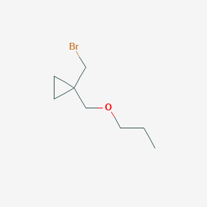 molecular formula C8H15BrO B13166251 1-(Bromomethyl)-1-(propoxymethyl)cyclopropane 