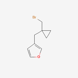 molecular formula C9H11BrO B13175441 3-([1-(Bromomethyl)cyclopropyl]methyl)furan 