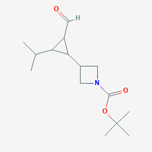 molecular formula C15H25NO3 B13175475 tert-Butyl 3-[2-formyl-3-(propan-2-yl)cyclopropyl]azetidine-1-carboxylate 