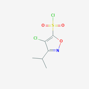 4-Chloro-3-(propan-2-yl)-1,2-oxazole-5-sulfonyl chloride