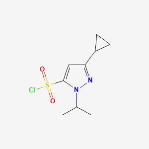 3-Cyclopropyl-1-isopropyl-1h-pyrazole-5-sulfonyl chloride