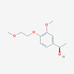 molecular formula C12H18O4 B13178316 (1R)-1-[3-methoxy-4-(2-methoxyethoxy)phenyl]ethan-1-ol 