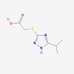 molecular formula C7H11N3O2S B1318515 [(5-异丙基-4H-1,2,4-三唑-3-基)硫基]乙酸 CAS No. 905810-51-7