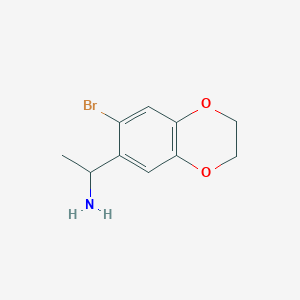 molecular formula C10H12BrNO2 B13186824 1-(7-Bromo-2,3-dihydro-1,4-benzodioxin-6-yl)ethan-1-amine 