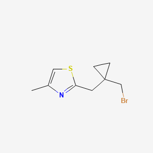 molecular formula C9H12BrNS B13188516 2-([1-(Bromomethyl)cyclopropyl]methyl)-4-methyl-1,3-thiazole 