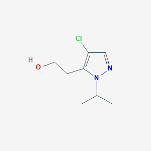 molecular formula C8H13ClN2O B13189808 2-[4-Chloro-1-(propan-2-yl)-1H-pyrazol-5-yl]ethan-1-ol 