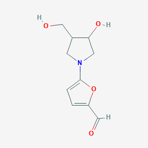 molecular formula C10H13NO4 B13192677 5-[3-Hydroxy-4-(hydroxymethyl)pyrrolidin-1-yl]furan-2-carbaldehyde 