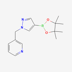 molecular formula C15H20BN3O2 B1319279 3-((4-(4,4,5,5-tetramethyl-1,3,2-dioxaborolan-2-yl)-1H-pyrazol-1-yl)methyl)pyridine CAS No. 864754-21-2