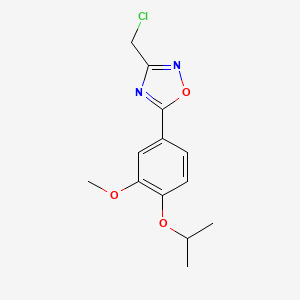 molecular formula C13H15ClN2O3 B13193863 3-(Chloromethyl)-5-(4-isopropoxy-3-methoxyphenyl)-1,2,4-oxadiazole 