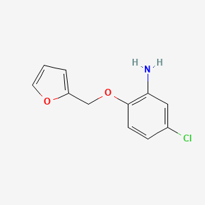 molecular formula C11H10ClNO2 B1319691 5-氯-2-(2-呋喃甲氧基)苯胺 CAS No. 893751-18-3