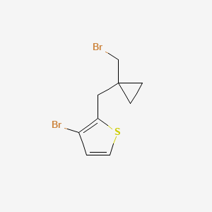 molecular formula C9H10Br2S B13200565 3-Bromo-2-([1-(bromomethyl)cyclopropyl]methyl)thiophene 