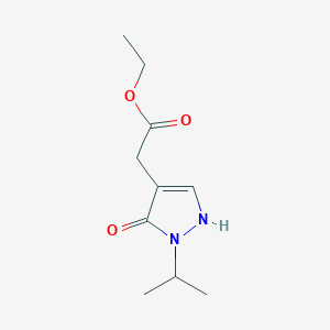 Ethyl 2-[3-oxo-2-(propan-2-yl)-2,3-dihydro-1H-pyrazol-4-yl]acetate