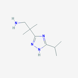 molecular formula C9H18N4 B13216576 2-Methyl-2-[5-(propan-2-yl)-1H-1,2,4-triazol-3-yl]propan-1-amine 