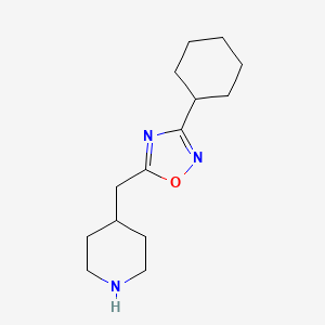 4-[(3-Cyclohexyl-1,2,4-oxadiazol-5-yl)methyl]piperidine