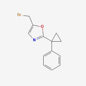 molecular formula C13H12BrNO B13219658 5-(Bromomethyl)-2-(1-phenylcyclopropyl)-1,3-oxazole 