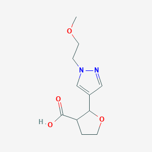 2-[1-(2-methoxyethyl)-1H-pyrazol-4-yl]oxolane-3-carboxylic acid