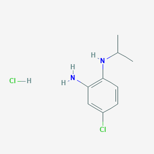 4-chloro-N1-(propan-2-yl)benzene-1,2-diamine hydrochloride