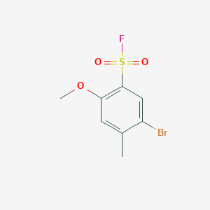 molecular formula C8H8BrFO3S B13248749 5-Bromo-2-methoxy-4-methylbenzene-1-sulfonyl fluoride 