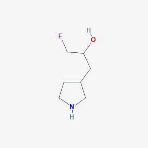 molecular formula C7H14FNO B13259806 1-Fluoro-3-(pyrrolidin-3-yl)propan-2-ol 