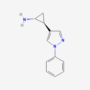 (1R,2S)-2-(1-Phenyl-1H-pyrazol-4-yl)cyclopropan-1-amine