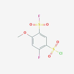 molecular formula C7H5ClF2O5S2 B13277630 5-(Chlorosulfonyl)-4-fluoro-2-methoxybenzene-1-sulfonyl fluoride 