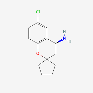 molecular formula C13H16ClNO B13288643 (4S)-6-Chloro-3,4-dihydrospiro[1-benzopyran-2,1'-cyclopentane]-4-amine 