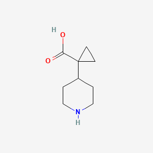 molecular formula C9H15NO2 B13303274 1-(Piperidin-4-YL)cyclopropane-1-carboxylic acid 